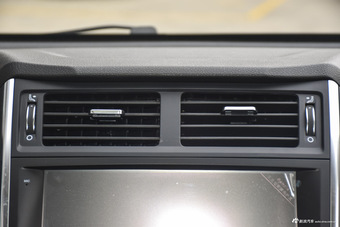 2016款陆风X5 Plus 1.5T自动创领版