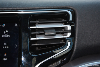 2018款大指挥官2.0T自动四驱智享版