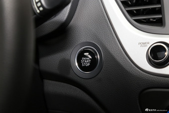 2016款悦纳1.4L自动精英版TOP