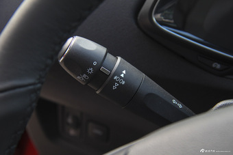 2018款DS 6 1.6T自动30THP致尚型