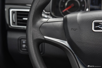 2016款大迈X5 1.5T手动精英7座型 国五 慕尼黑