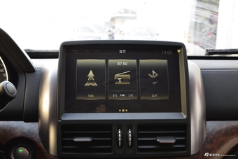 2017款北京BJ80 2.3T捍卫者