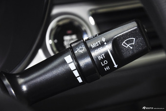 2016款悦翔V7 1.6L自动乐享型国V