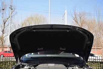 2017款揽胜运动版3.0自动V6锋尚创世版Dynamic