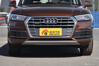 2018款奥迪Q5L 2.0T自动40 TFSI荣享进取型