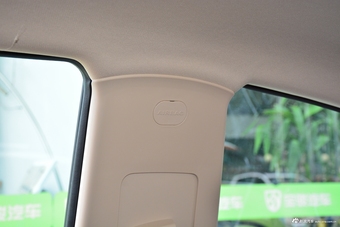 2017款宝骏560 1.5T DCT旗舰型