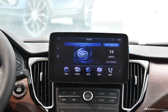 2017款森雅R7 1.6L 自动尊贵型