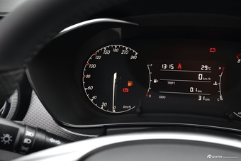 2018款北汽绅宝智行1.5T手动精英版