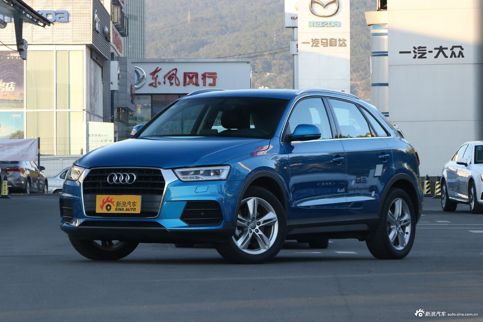 2018款奥迪Q3 30周年年型 35 TFSI时尚型