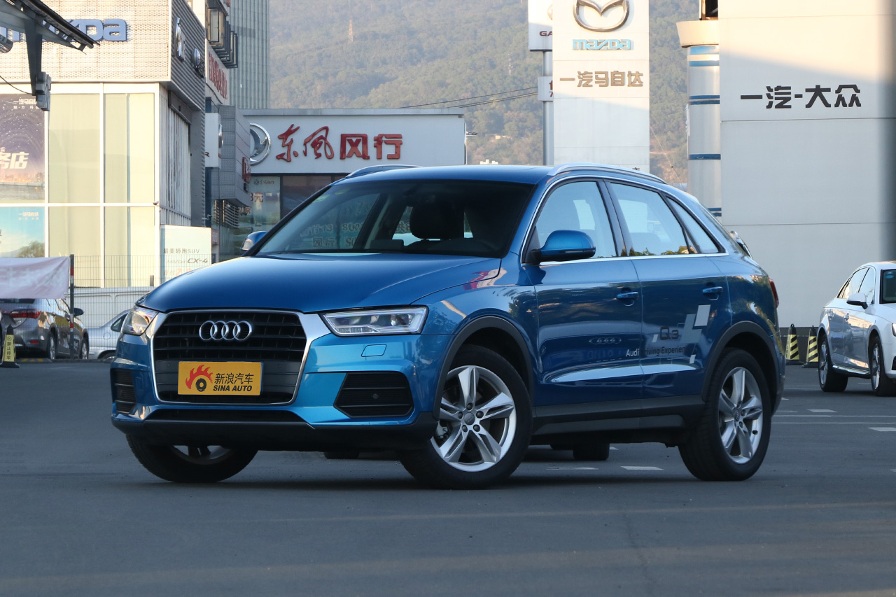 2018款奥迪Q3 30周年年型 35 TFSI时尚型