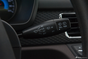 2018款风光330S 1.5L手动舒适型DK15