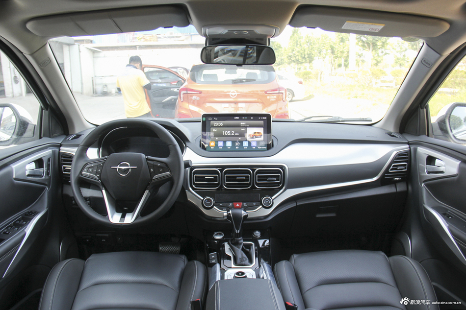 2019款海马S5 1.5T自动旗舰型230T