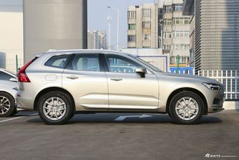 2019款沃尔沃XC60 2.0T自动四驱T5智逸版