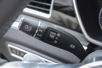 2018款众泰T800 2.0T自动尊享智联型7座