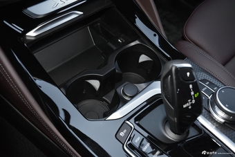 2019款宝马X4 2.0T自动xDrive25i M运动套装