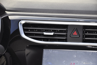 2016款中华V3 1.5L手动精英型