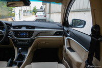 2017款吉利帝豪1.5L手动三厢百万款向上版