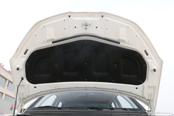 2017款中华V3 1.5L自动智能型