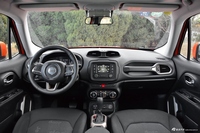 2017款自由侠2.0L自动四驱越能版