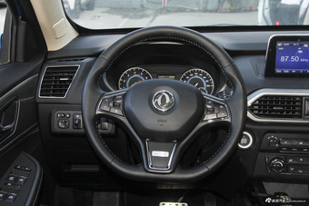 2018款风光S560改款 1.8L CVT尊贵型5座