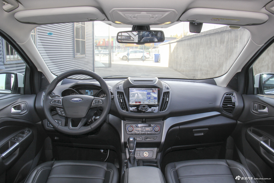 2018款翼虎改款1.5T自动两驱铂翼型EcoBoost 180