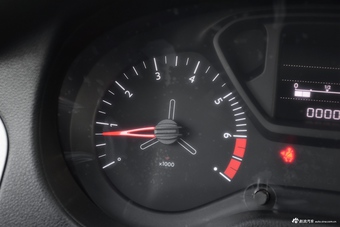 2017款全新爱丽舍1.6L手动时尚型