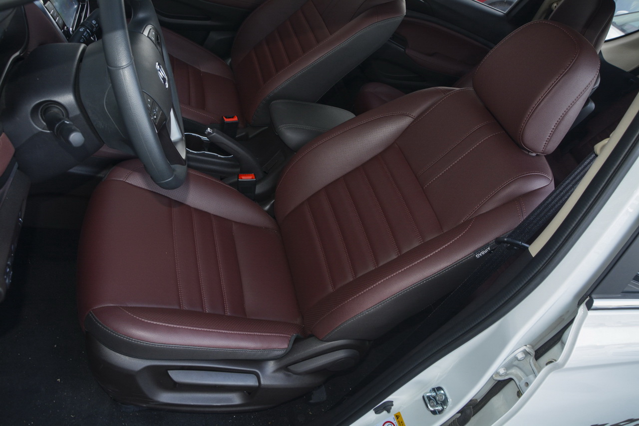 2017款凌轩1.6L手动精英型