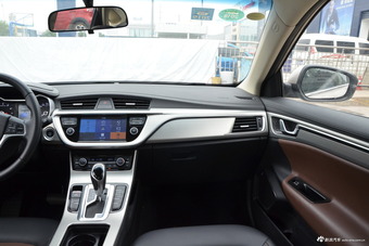 2017款吉利帝豪GL 1.3T自动尊贵型