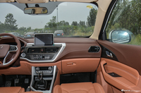 2018款北汽幻速S7 1.5T 手动尊贵型