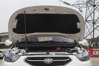 2016款骏派D60 1.8L自动尊贵型