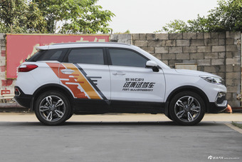  2017款猎豹CS9 1.5L自动尊贵型