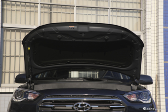 2018款现代ix35 2.0L自动两驱智勇·畅享版