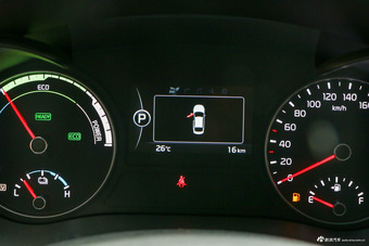 2018款起亚K5 PHEV 2.0L自动智尊版