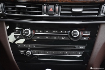 2018款宝马X5 3.0T 自动xDrive35i典雅型