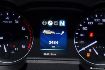 2017款东风风神AX5 1.4T自动趣享型