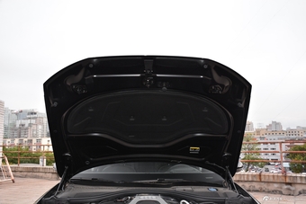 2018款奥迪A6L 3.0T自动30周年年型 50 TFSI quattro 尊享型