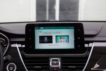 2017款宝骏560 1.5T DCT尊享型