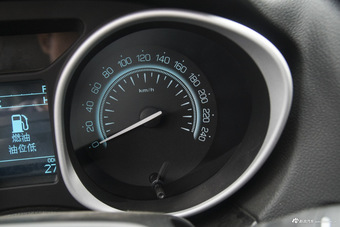 2015款传祺GS5 Super 1.8T自动四驱尊贵版