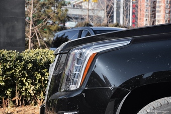 2017款凯迪拉克Escalade 6.2L自动铂金加长版 