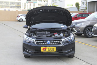 2018款启辰D60 1.6L自动智联精英版