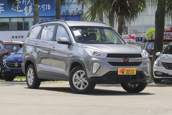 2018款五菱宏光S3 1.5L手动舒适型