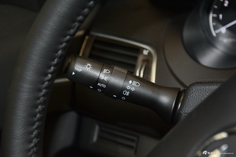 2018款陆风X7劲越 1.5T自动全景至尊型