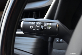 2018款雷克萨斯ES 2.0L自动200豪华版