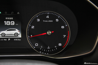 2018款荣威RX3 1.3T自动互联网智尊版