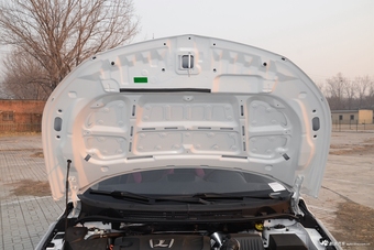 2017款纳智捷 U5 SUV 1.6L手动名士版