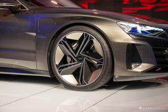 实拍|全新奥迪e-tron GT 续航里程超400km