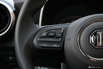 2017款名爵ZS 1.5L自动精英版 