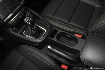 2018款斯威X7改款1.5T手动豪华互联版7座