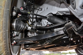 2017款哈弗H6 换代2.0T自动两驱智尚型红标