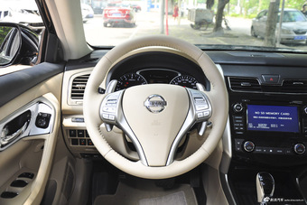 2016款天籁2.5L自动 公爵 XV-VIP旗舰版